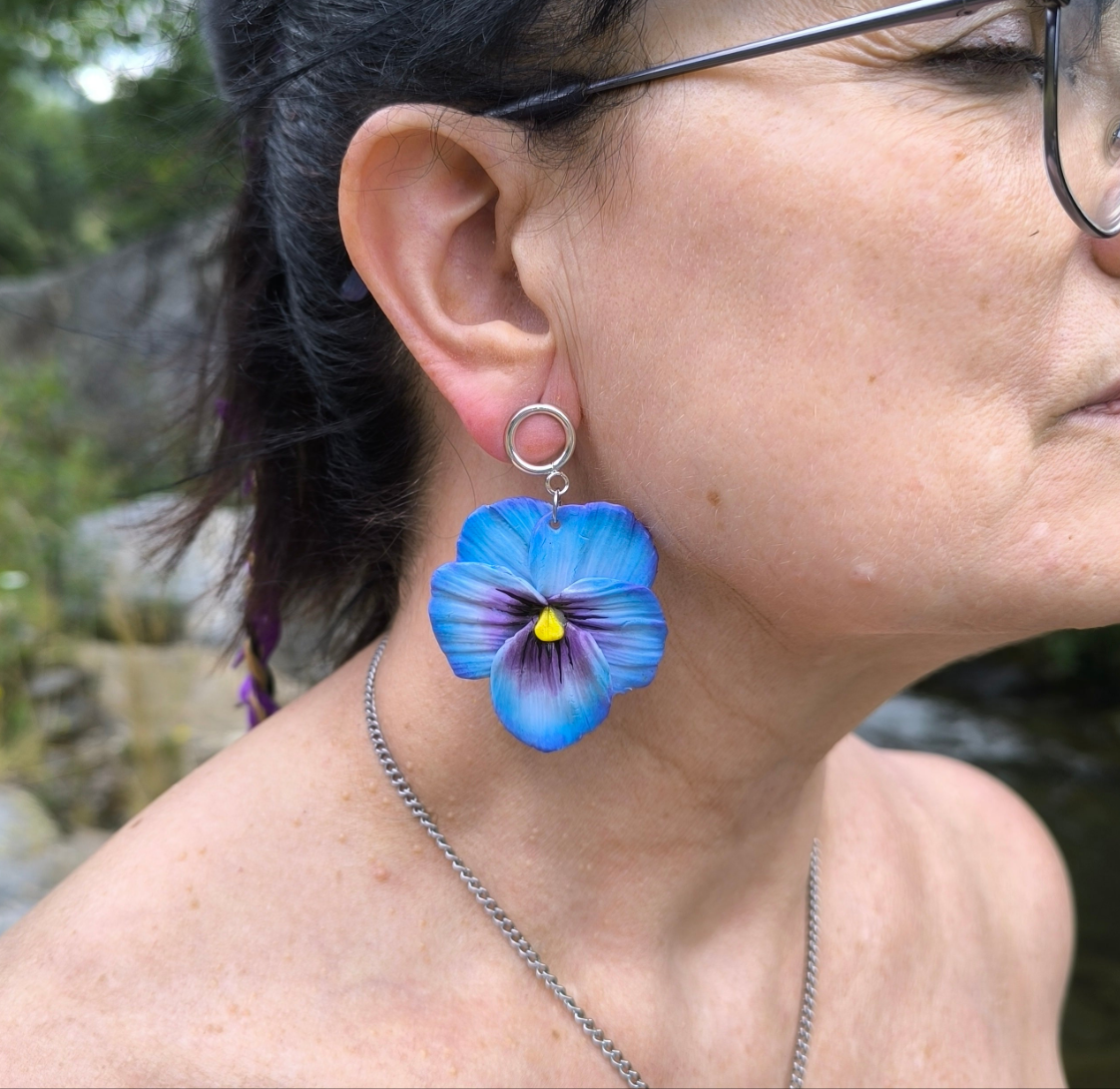 Pendientes Pensamientos azul Índigo