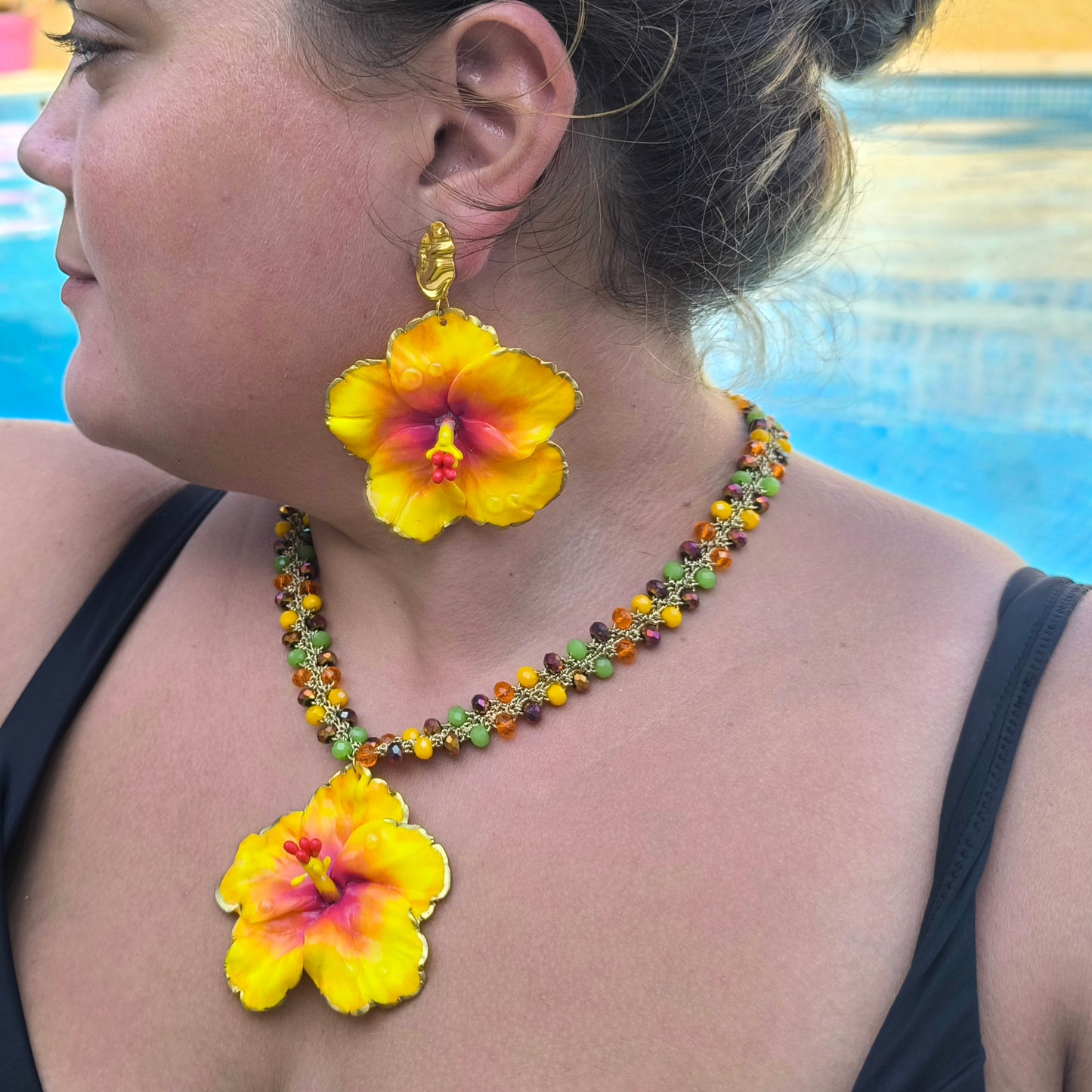 Collar Hibiscus Solar