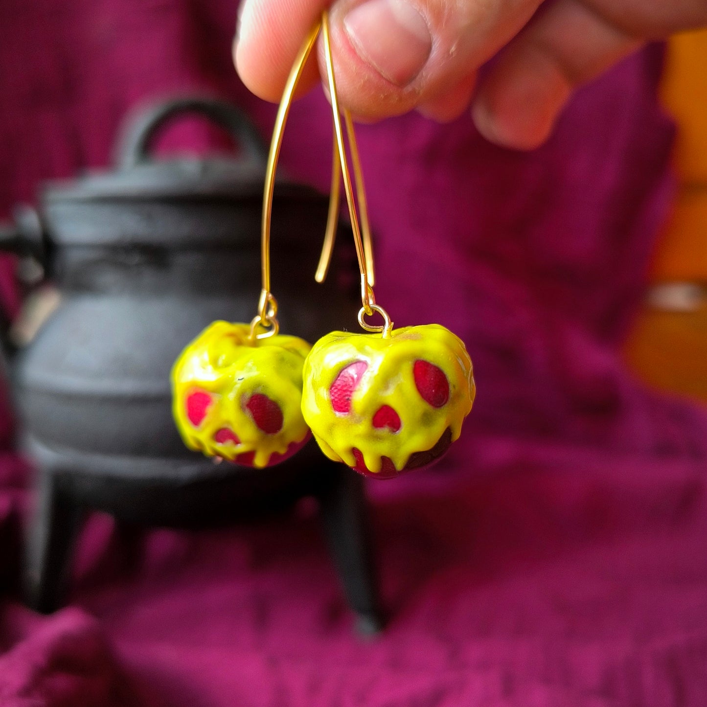 Pendientes Manzana Envenenada